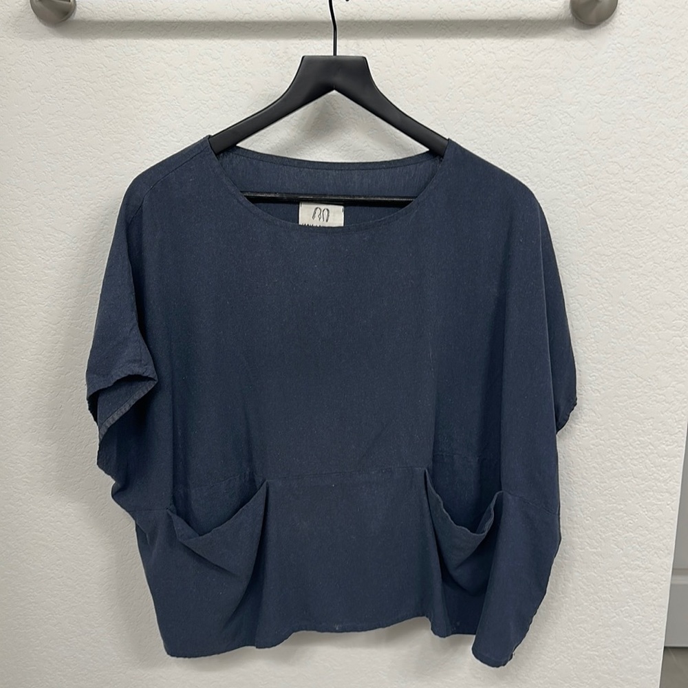 Jamie + The Jones pocket t